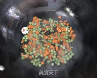 豌豆木耳炒胡萝卜步骤10