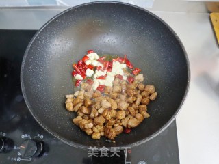 酱辣杏鲍菇牛肉粒❗️开胃下饭真过瘾步骤7