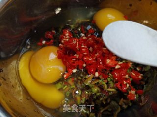 香椿煎蛋步骤5