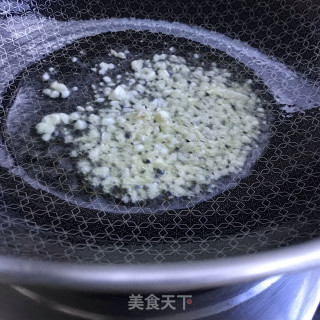 蒜头油炒茼蒿步骤5