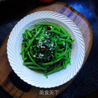 蒜头油炒茼蒿步骤10