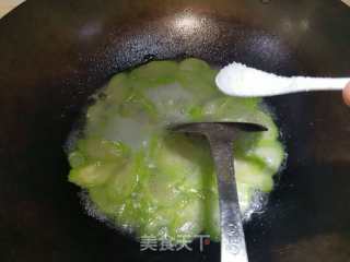 水煮丝瓜步骤5