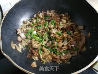 腊肉炒栀子花步骤6