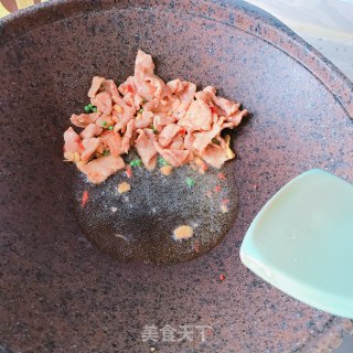 洋葱炒瘦肉片步骤4