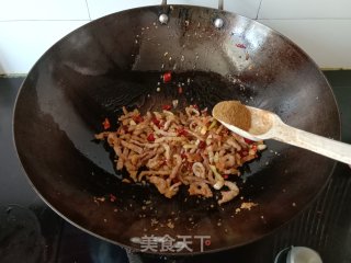 干煸肉丝步骤13