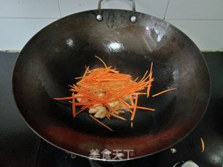 胡萝卜西兰花炒虾仁步骤9