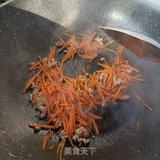 “清淡美食”木耳炒胡萝卜步骤12