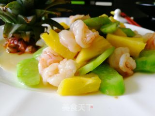 夏天开胃瘦身美食～菠萝炒虾球步骤6
