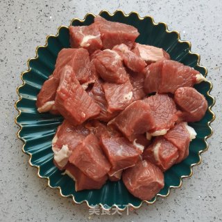 家常红烧牛肉步骤2