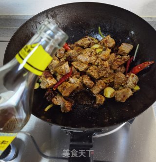 家常红烧牛肉步骤11