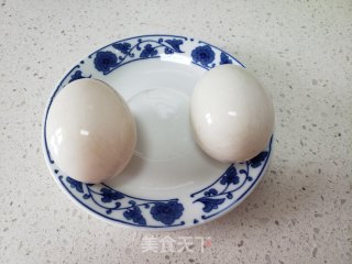 包菜炒鸭蛋步骤1