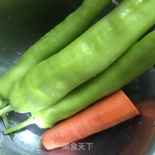 黄皮椒炒羊肉步骤1