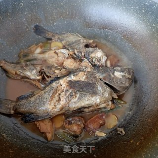 家常炖小石斑步骤11