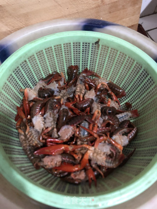 洋葱小龙虾步骤1