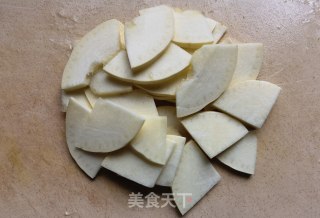 洋葱炒笋瓜片步骤1