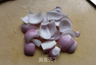 洋葱炒笋瓜片步骤2