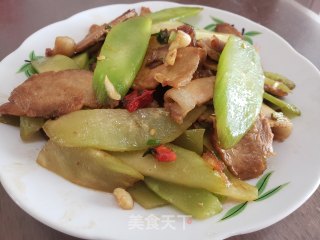 莴笋炒回锅肉步骤6