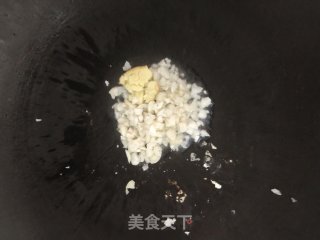 蒜香可乐焖鸡翅步骤6