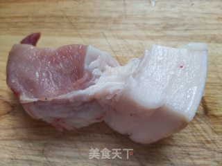 老干妈蒸肉步骤1