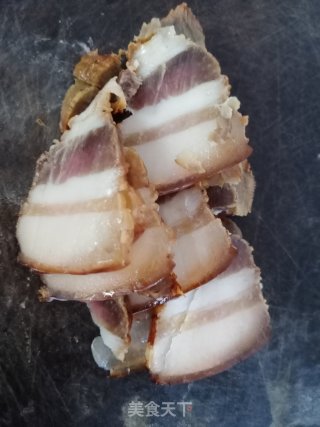 河南豆炒腊肉步骤2