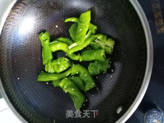 虎皮青椒鸡蛋步骤2