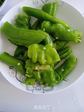 虎皮青椒鸡蛋步骤1