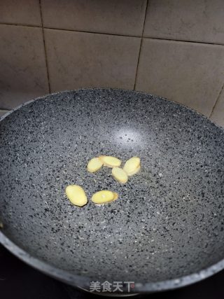 香煎鱼骨步骤3