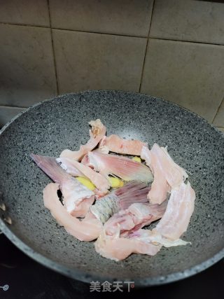香煎鱼骨步骤4