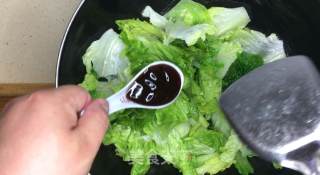 超简单蚝油生菜，健康清甜，刮油又减肥，非常快手！步骤5