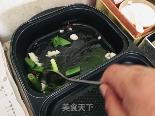青椒炒头肉步骤5