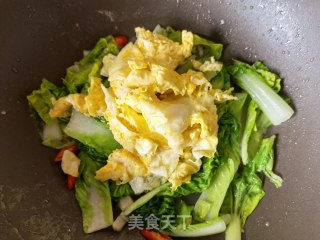 小白菜炒鹅蛋步骤8