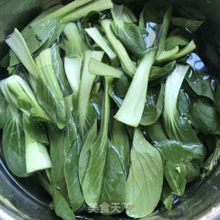 茶油炒青菜步骤1