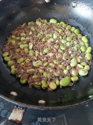 梅干菜烧蚕豆步骤4
