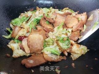 包菜炒回锅肉步骤6