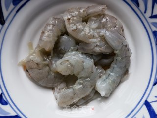 小白菜炒虾仁步骤1