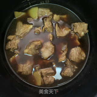 胡萝卜玉米烧排骨步骤8