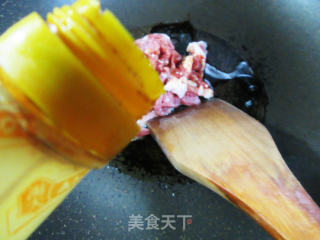 肉丝豆腐皮炒柿子椒步骤6