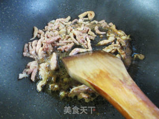 肉丝豆腐皮炒柿子椒步骤7