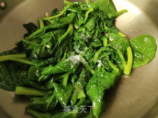 清炒木耳菜步骤5