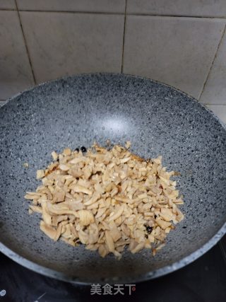 虾皮豆豉辣炒萝卜干步骤4