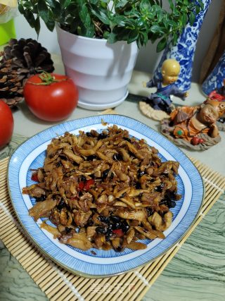 虾皮豆豉辣炒萝卜干步骤7