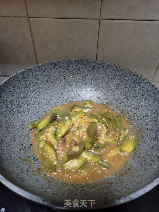 咸鱼烧紫茄子步骤6