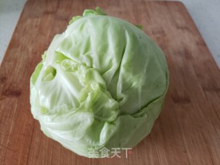 包菜丝炒肉末步骤2