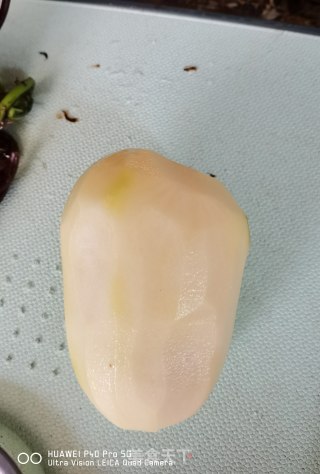 猴腿炒土豆丝步骤3