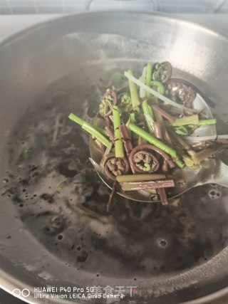猴腿炒土豆丝步骤8