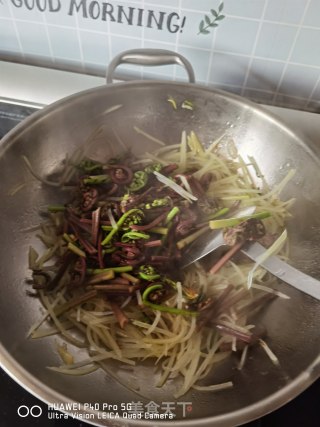 猴腿炒土豆丝步骤15