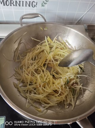 猴腿炒土豆丝步骤14