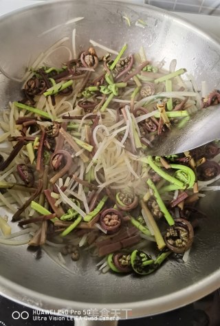 猴腿炒土豆丝步骤16