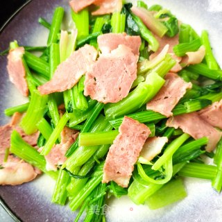 培根炒菠菜梗步骤15