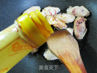 冰红茶鸡翅中步骤5
